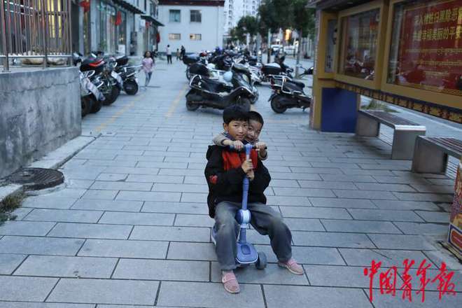 走进“虫草之乡”(图4)