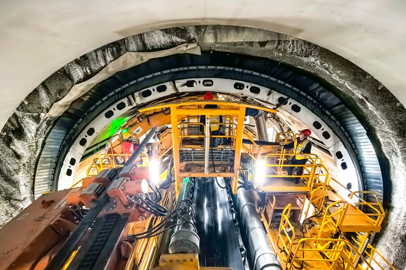 干字当头 破浪前进——2025年中国经济开局述评(图3)