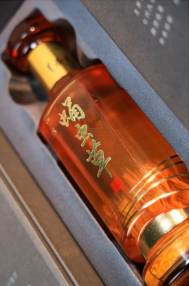 圣芝林：酒融虫草韵香留传承史(图3)