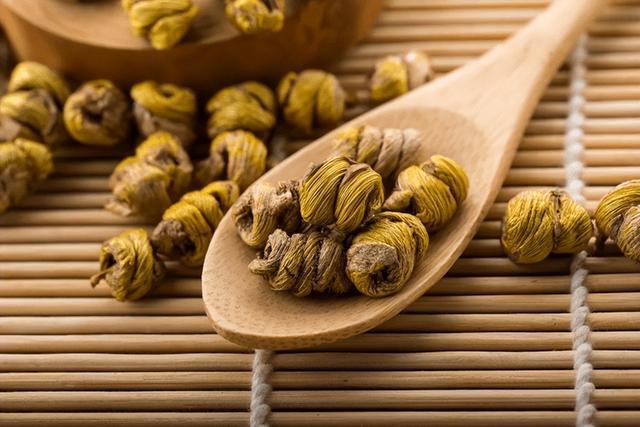 ‌曾经千元一斤的“树上黄金”为何价格暴跌后反遭人嫌弃(图2)