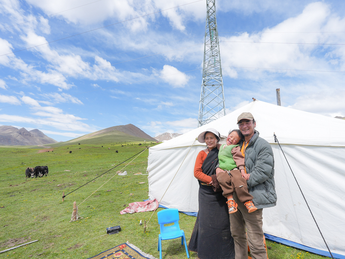 央媒看四川丨生活在海拔4800米的夏牧场——四川石渠县牧民尼美多吉的帐篷畅想(图5)