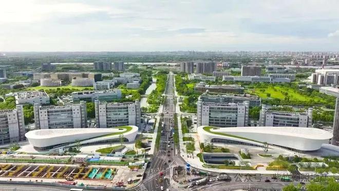 【官网最新】兰香湖贰号官方售楼处发布：臻品豪宅耀世登场！(图4)