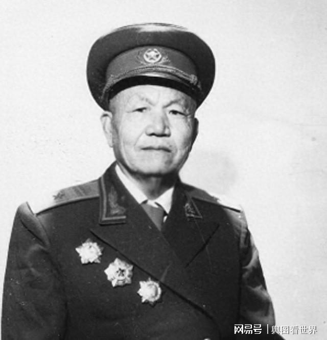 54年“青藏公路”竣工毛主席问总设计师：青藏公路的桥怕被炸吗(图1)