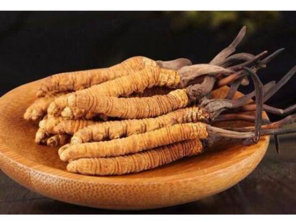 新潮流！年轻人为什么爱上了“赶大集”？(图1)