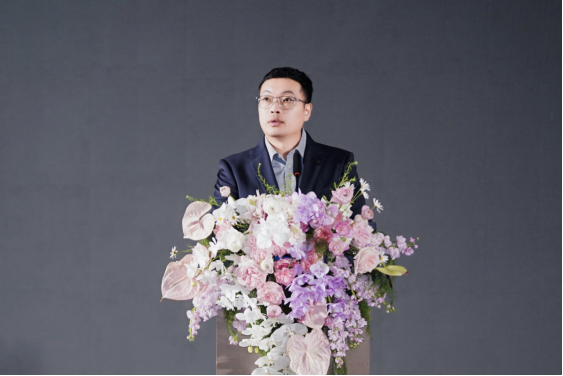 从“种子”到“繁花”：半亩花田十六载扎根天然花植迎来璀璨绽放(图4)